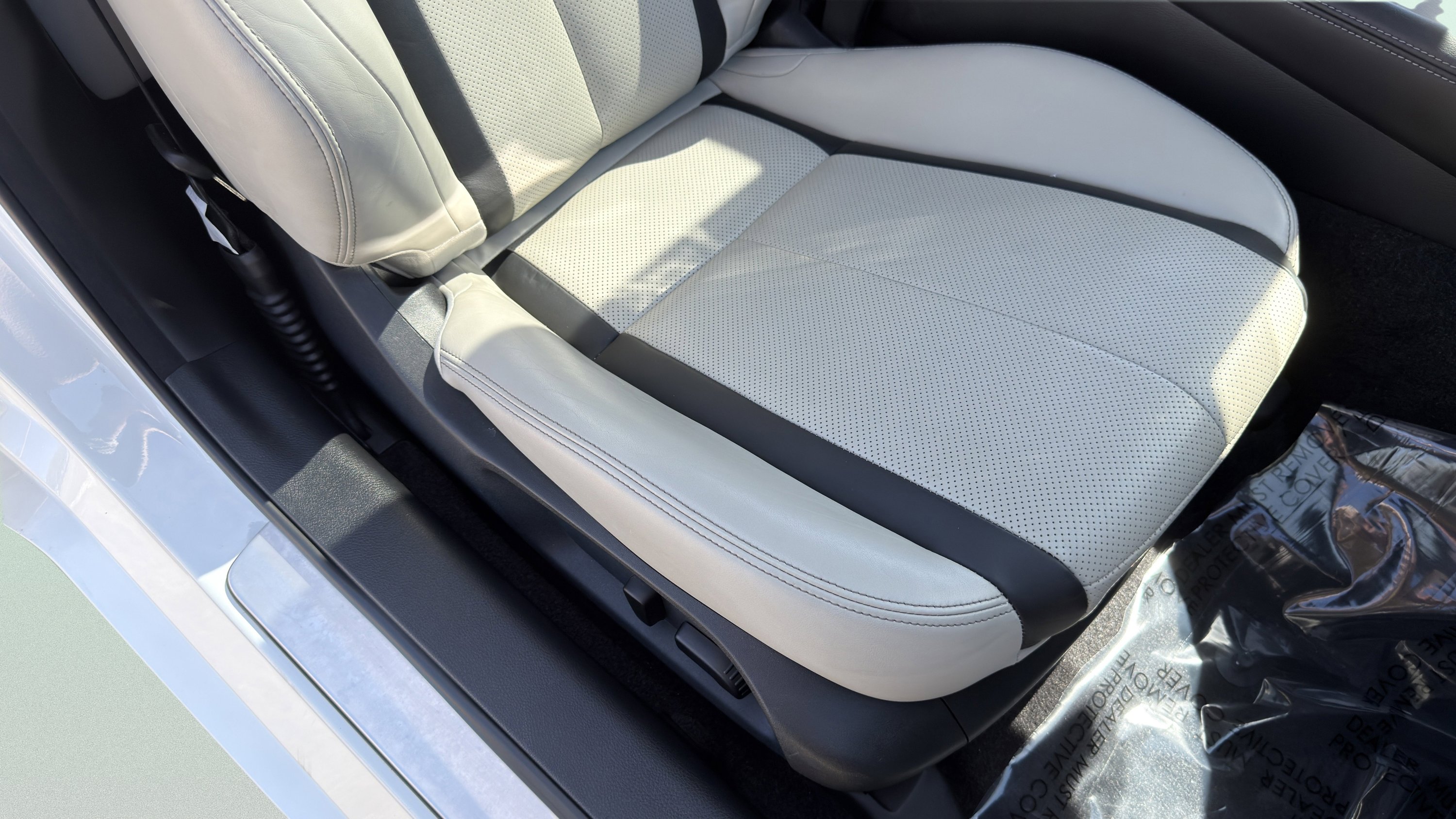 Used 2022 INFINITI Q60 3.0t Luxe w/ Cargo Package image 36