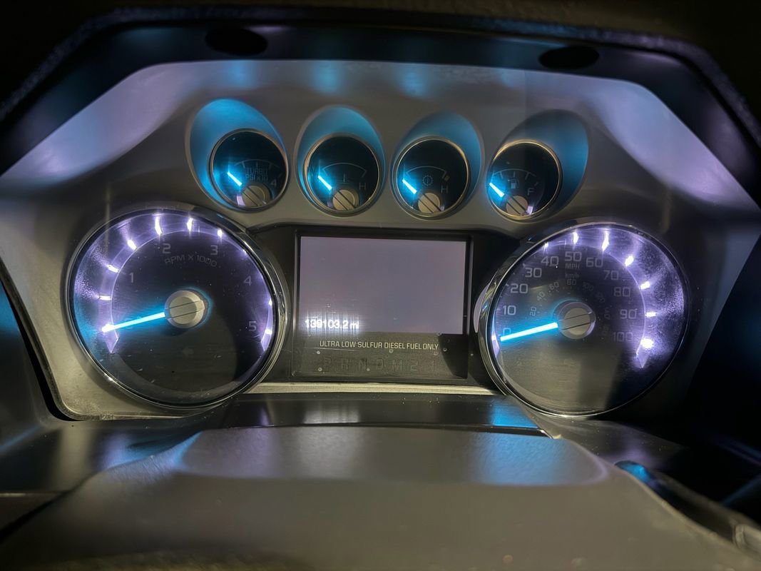 Used 2016 Ford F250 Platinum w/ FX4 Off-Road Package AWD/4WD image 23