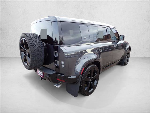 Used 2024 Land Rover Defender 110 V8 image 4