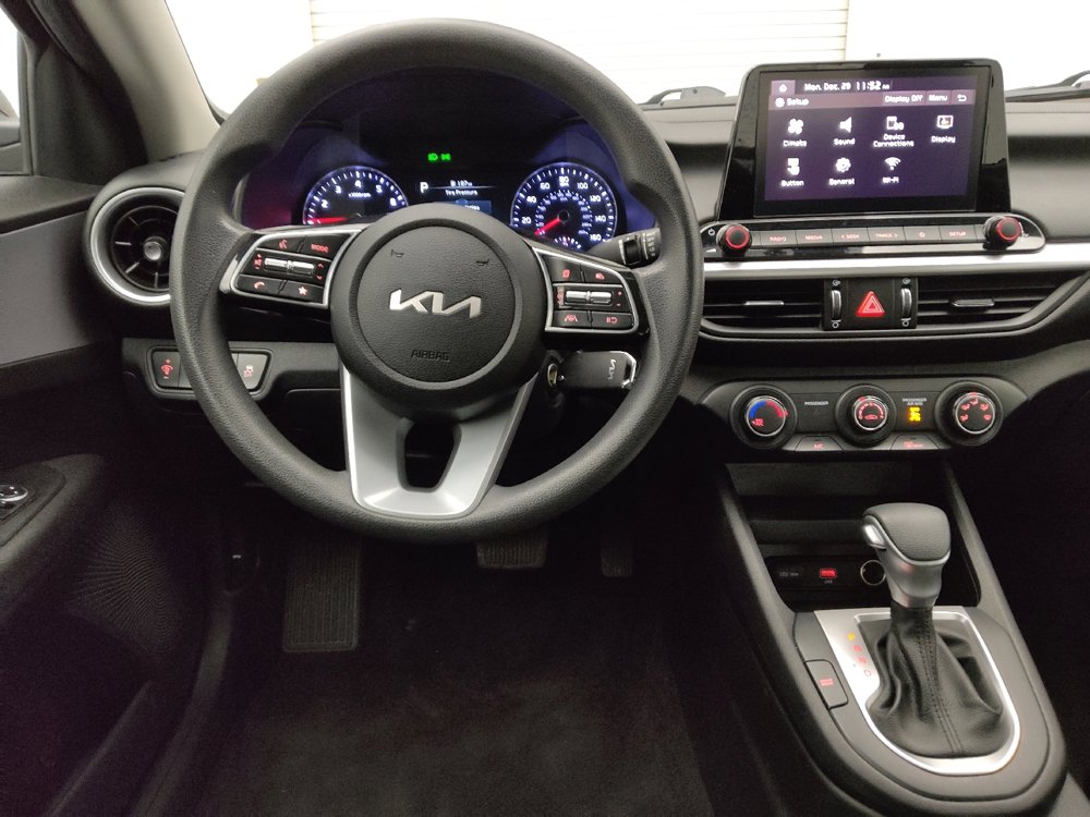 Used 2022 Kia Forte LXS FWD image 22