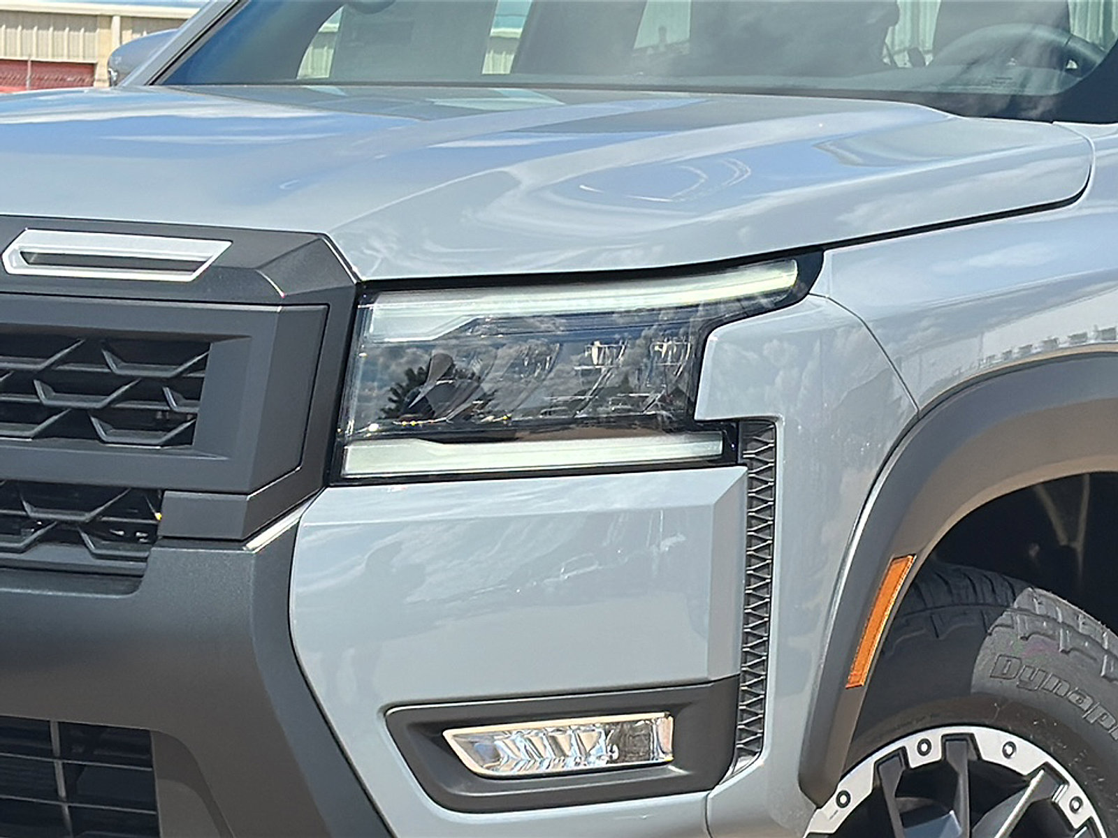 New 2026 Nissan Frontier PRO-4X w/ Pro-4x Convenience Package image 4