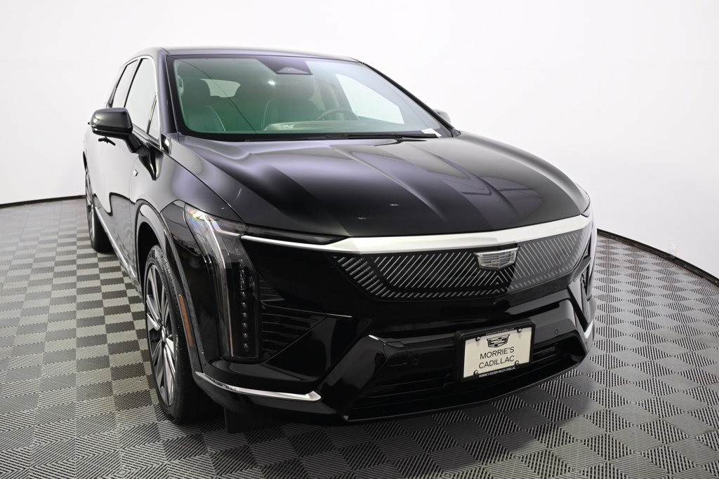 New 2026 Cadillac Optiq Luxury 2 w/ LPO, Floor Liner Package AWD/4WD image 9
