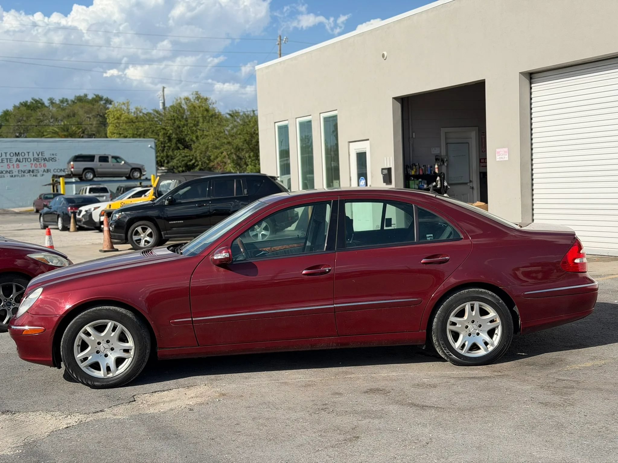 Used 2004 Mercedes-Benz E 320 Sedan image 2