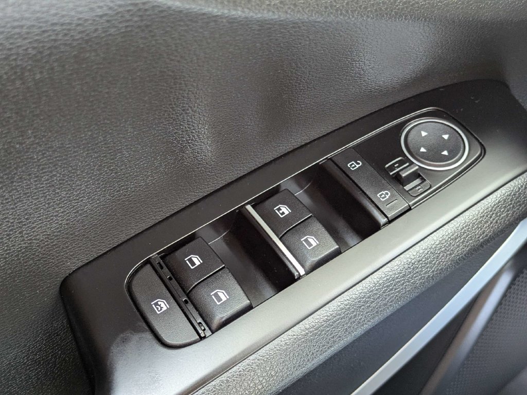 Used 2023 Kia Soul S FWD image 18
