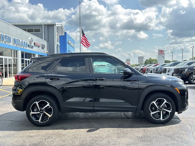 Used 2022 Chevrolet TrailBlazer RS w/ Technology Package AWD/4WD image 13