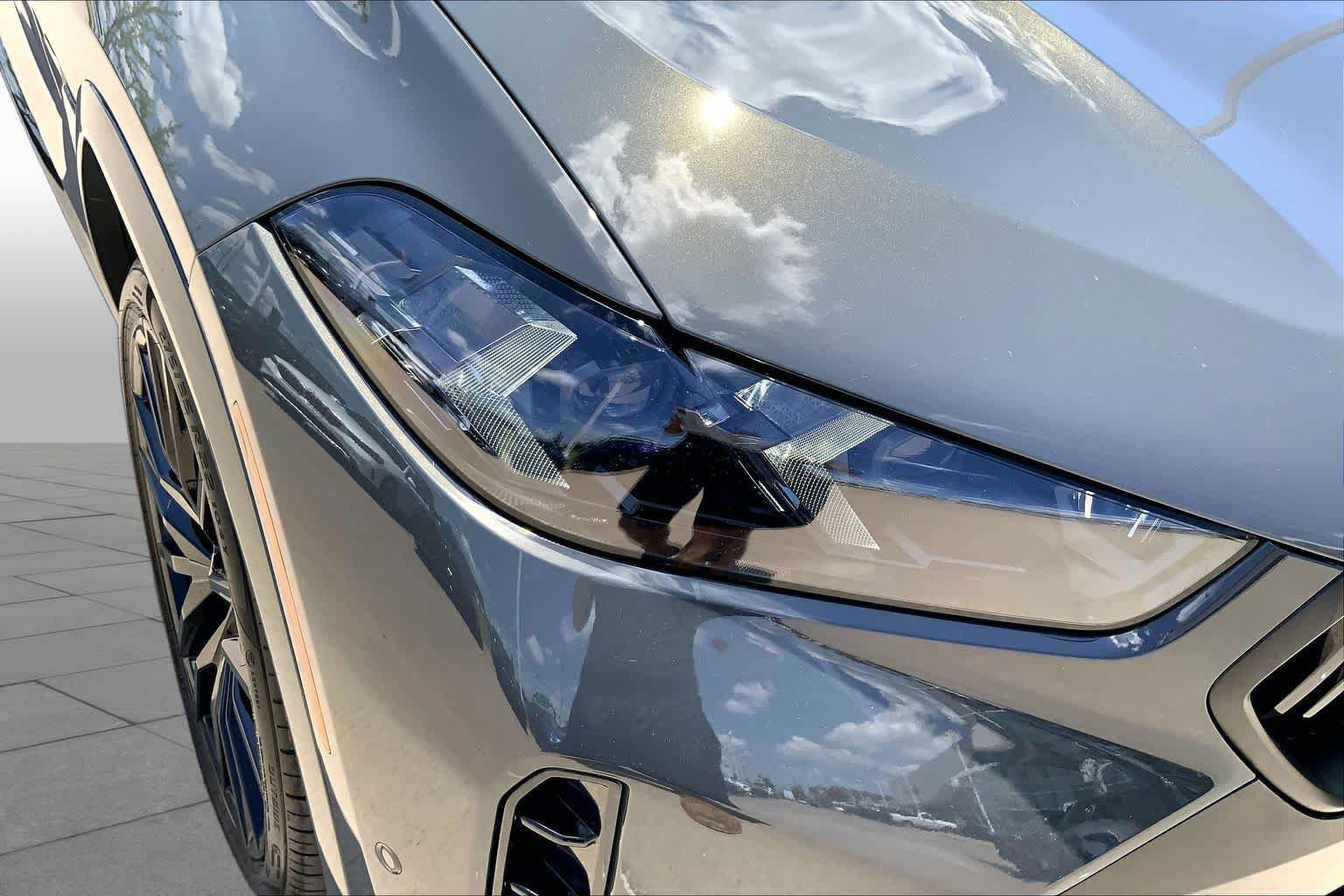 Certified 2025 BMW X6 M60i AWD/4WD image 26