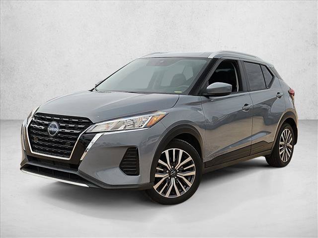 Used 2023 Nissan Kicks SV FWD image 2