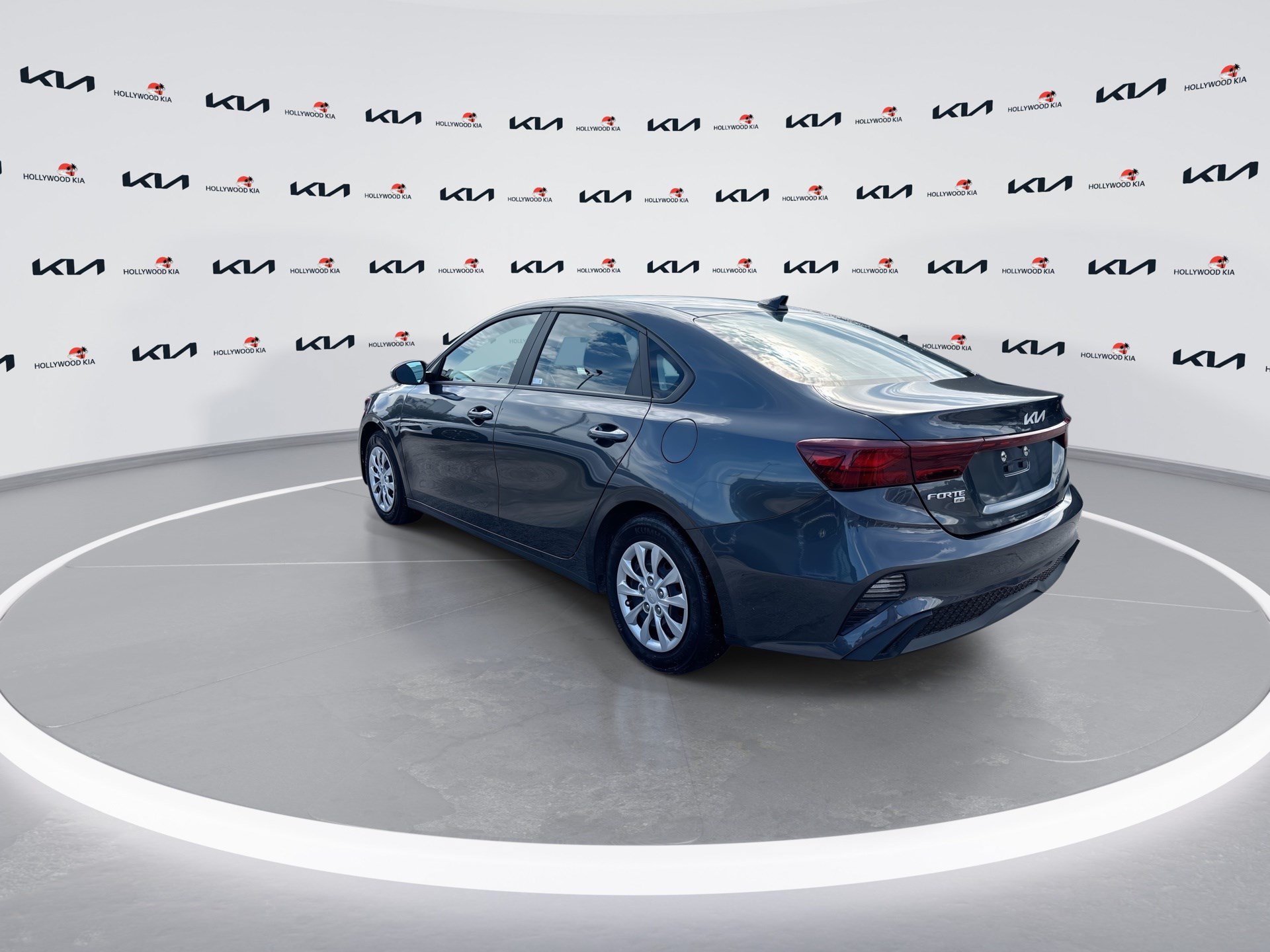 Used 2023 Kia Forte LX FWD image 6