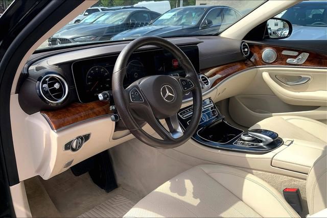 Used 2018 Mercedes-Benz E 300 4MATIC image 14