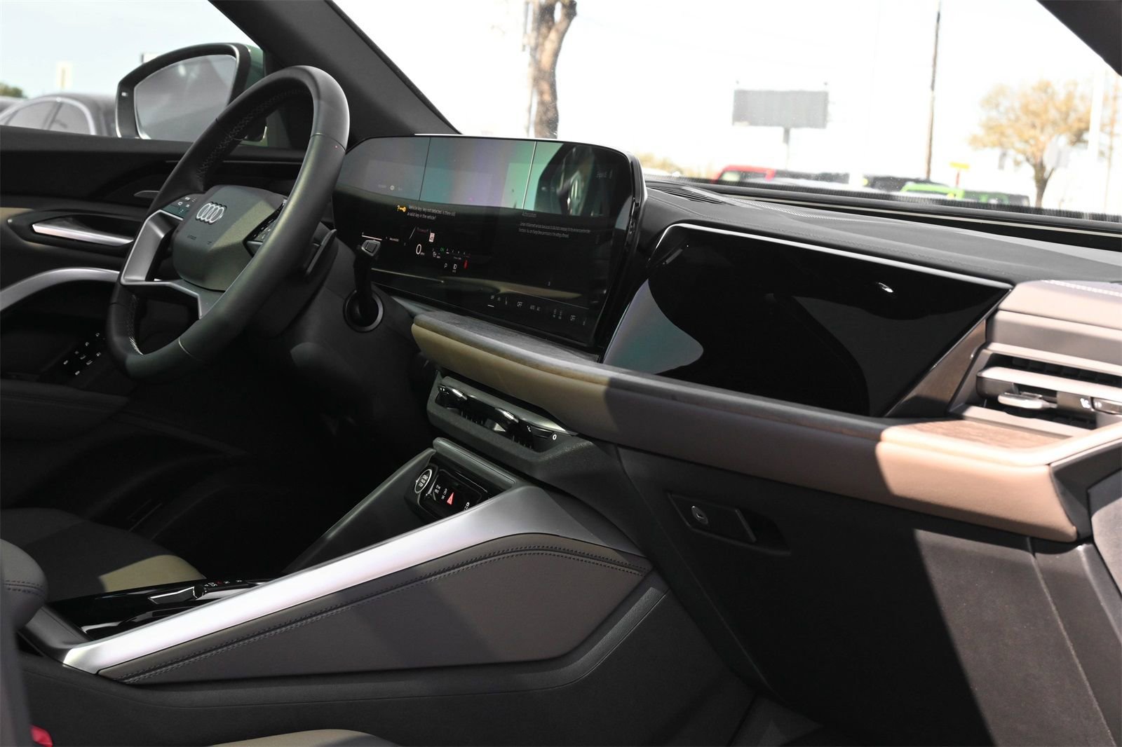 Used 2025 Audi Q5 Premium Plus w/ Premium Plus image 21