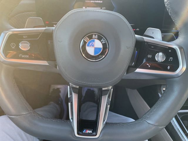 Used 2023 BMW 760i xDrive image 23