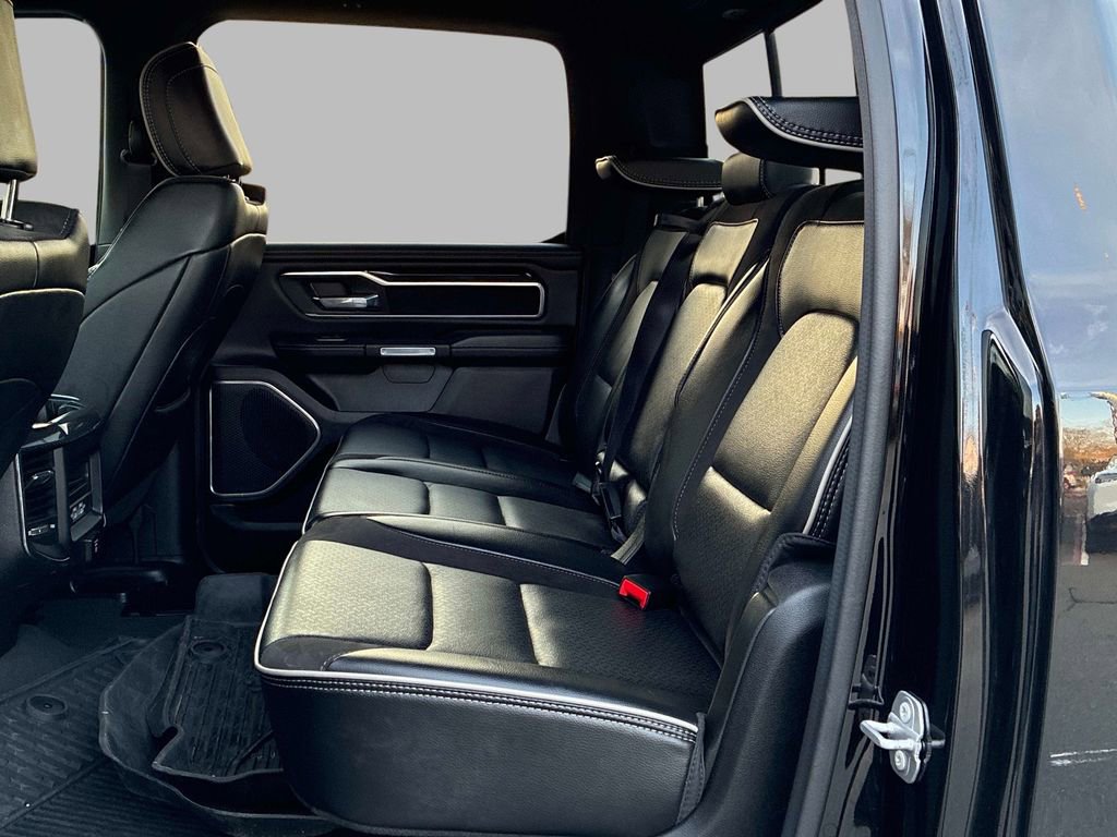 Used 2022 RAM 1500 Laramie w/ Sport Appearance Package image 15