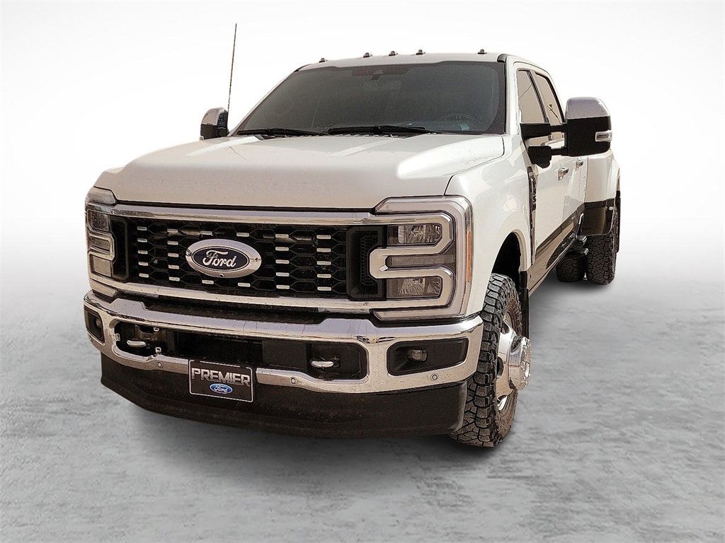 Used 2023 Ford F350 King Ranch w/ Chrome Package image 4