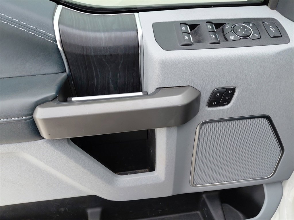 Used 2022 Ford F350 Limited image 29