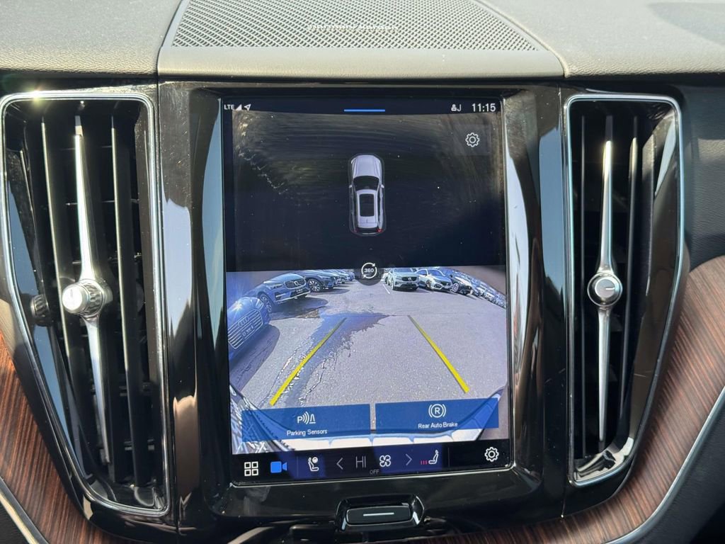 Certified 2023 Volvo XC60 B5 Plus image 26