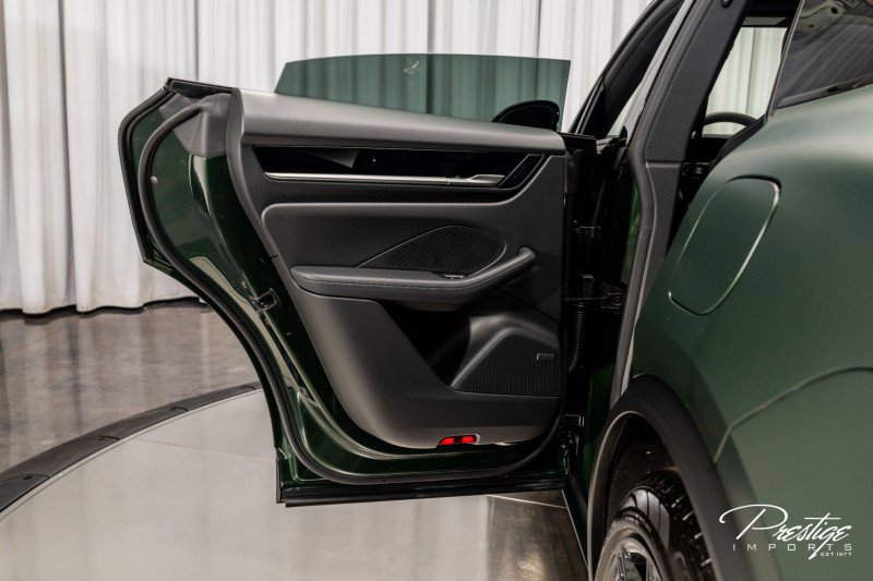 Used 2025 Porsche Macan 4S Electric image 50