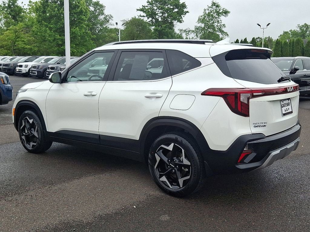 Used 2024 Kia Seltos EX image 5