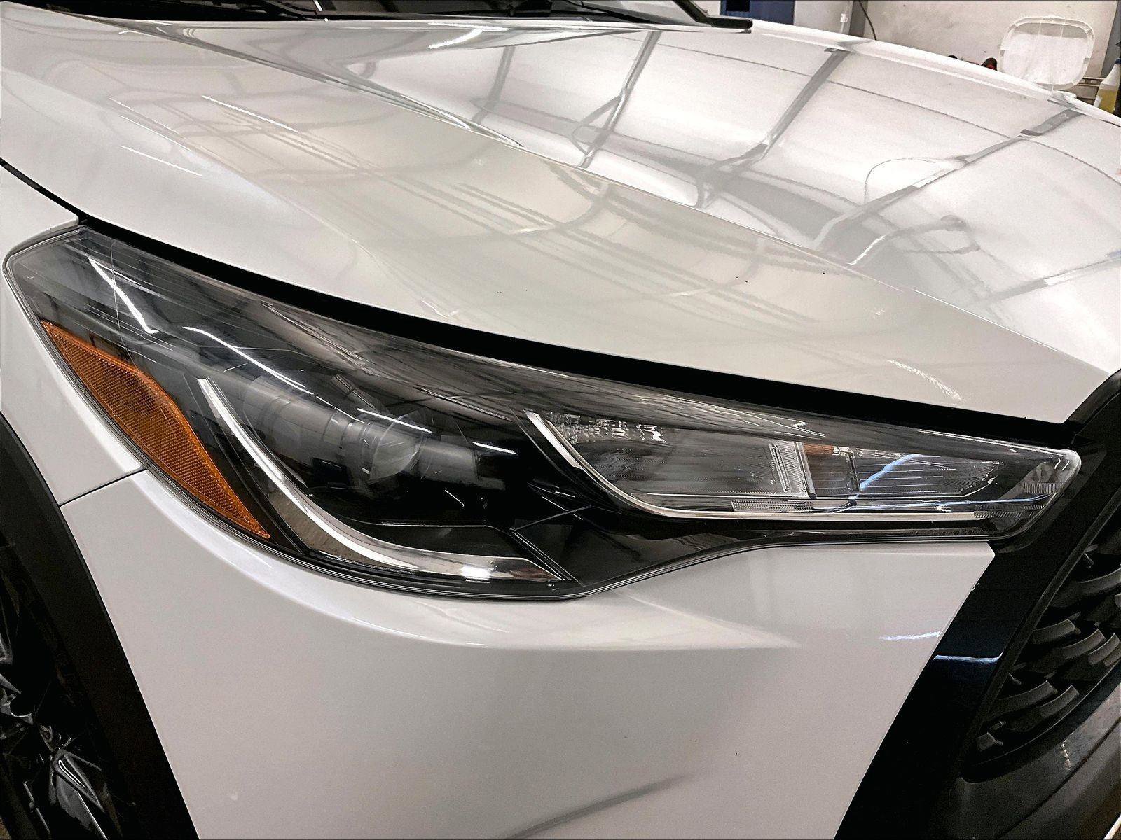 Used 2023 Toyota Corolla Cross LE w/ Moonroof Package FWD image 28