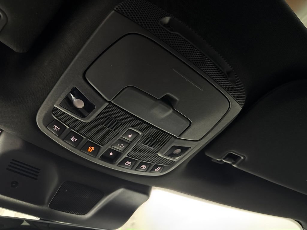 Used 2022 Lincoln Navigator L Reserve AWD/4WD image 36