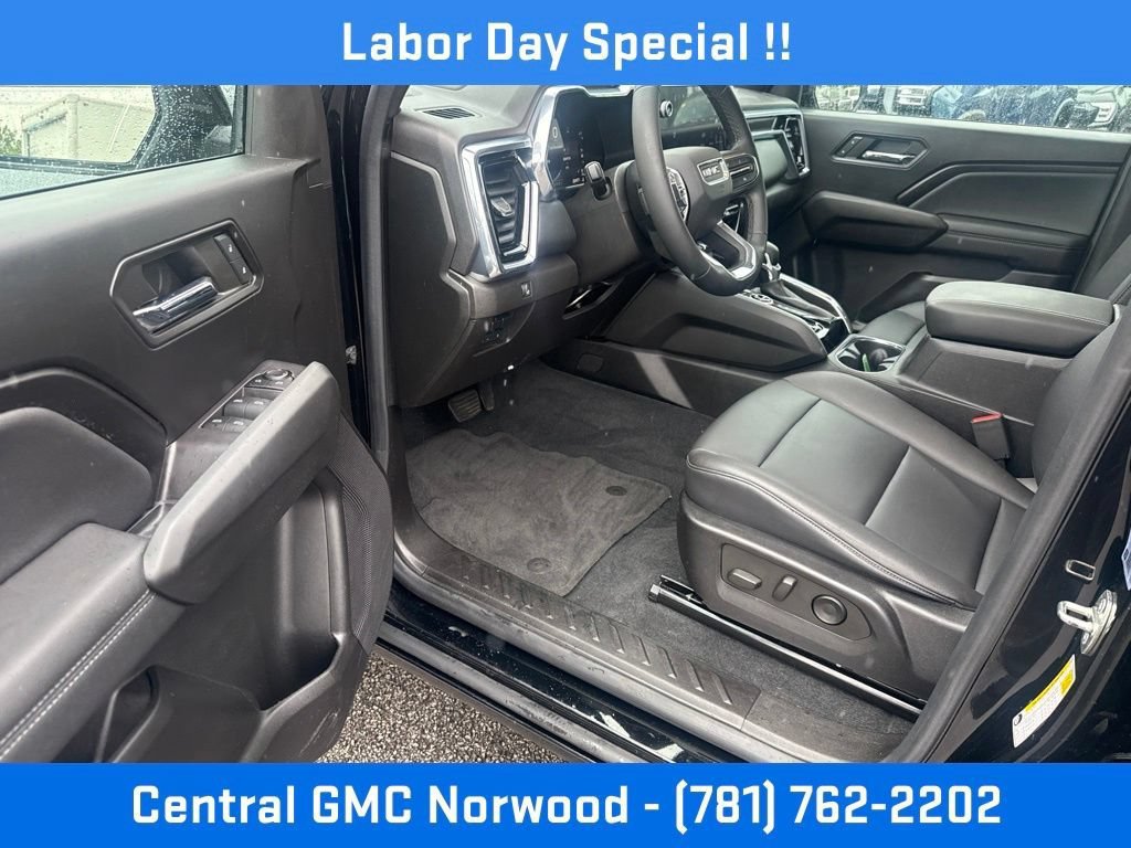 Used 2023 GMC Canyon Elevation w/ Elevation Premium Package AWD/4WD image 13