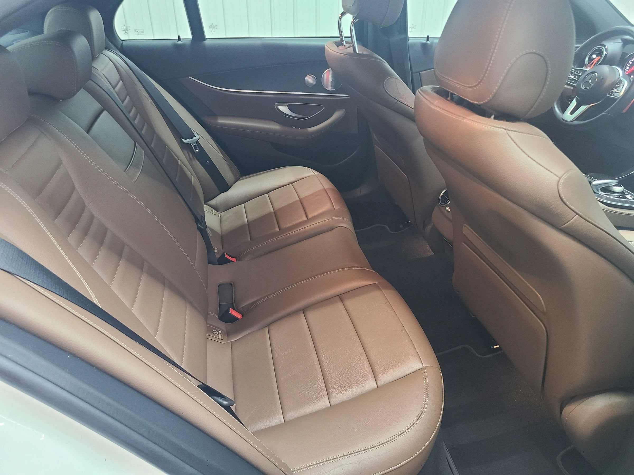 Used 2019 Mercedes-Benz E 300 4MATIC w/ Premium 1 Package image 40