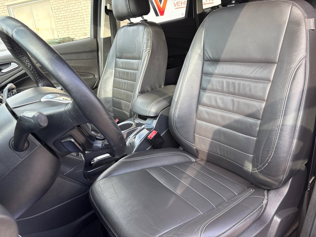 Used 2016 Ford Escape Titanium image 8