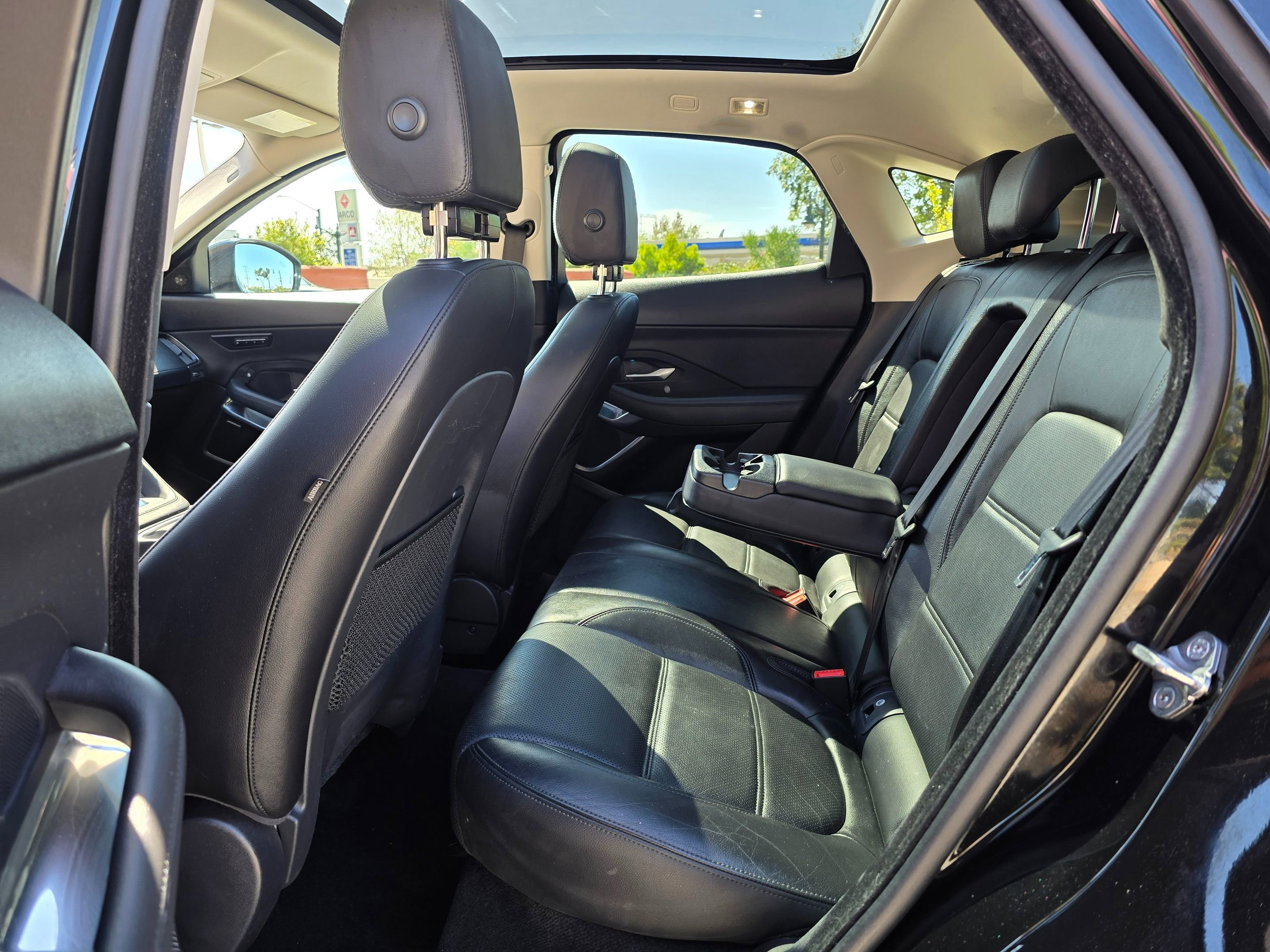 Used 2018 Jaguar E-PACE SE AWD/4WD image 18