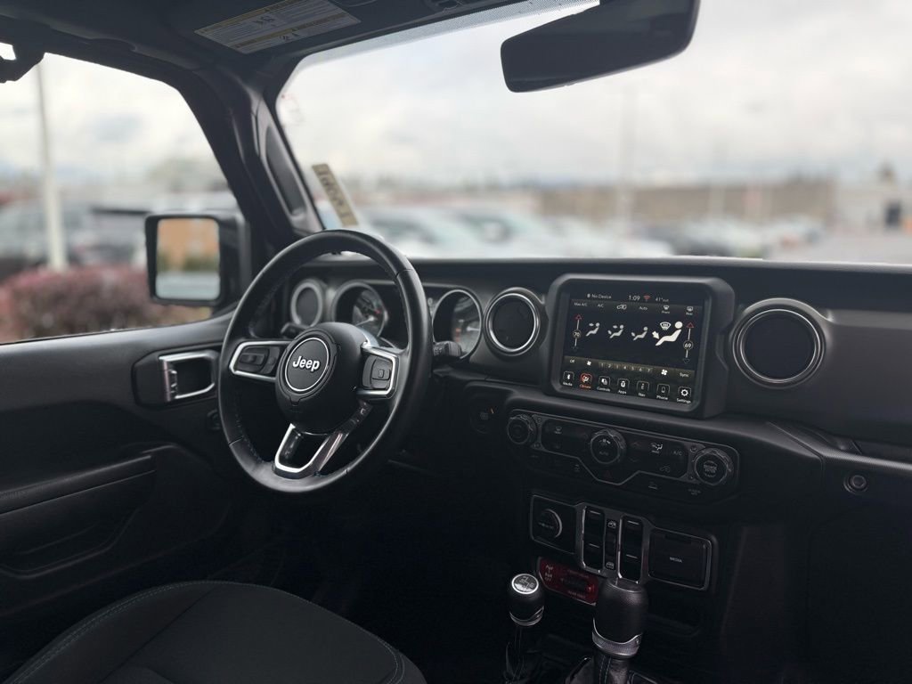 Used 2022 Jeep Wrangler Unlimited Rubicon 4xe w/ Steel Bumper Group image 21