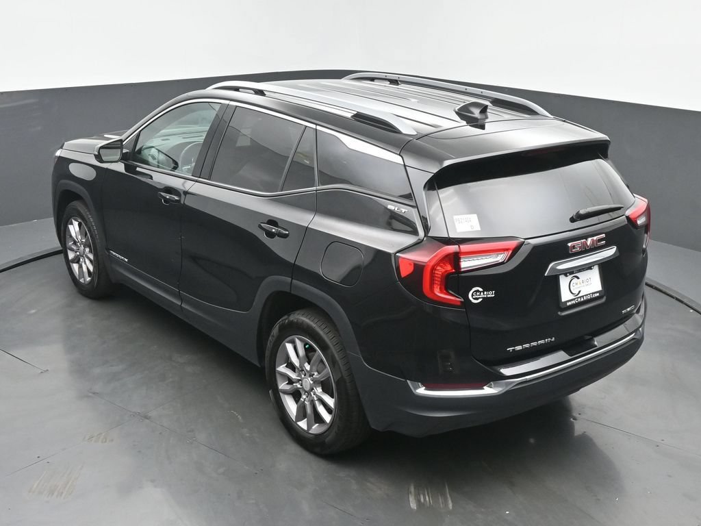 Used 2024 GMC Terrain SLT AWD/4WD image 39