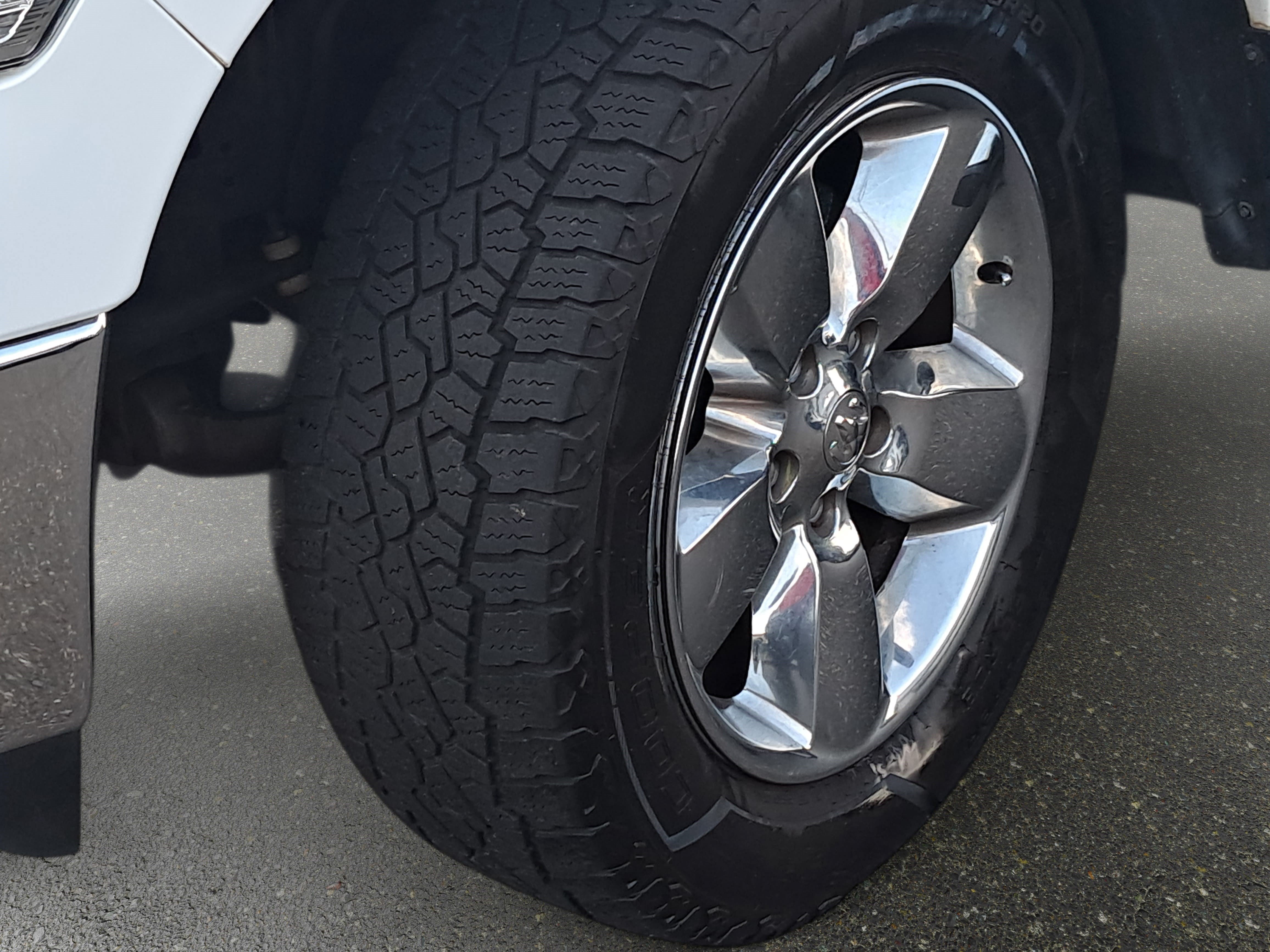 Used 2018 RAM 1500 Classic SLT AWD/4WD image 27