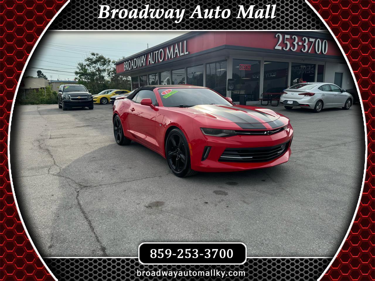 Used 2017 Chevrolet Camaro LT RWD image 1