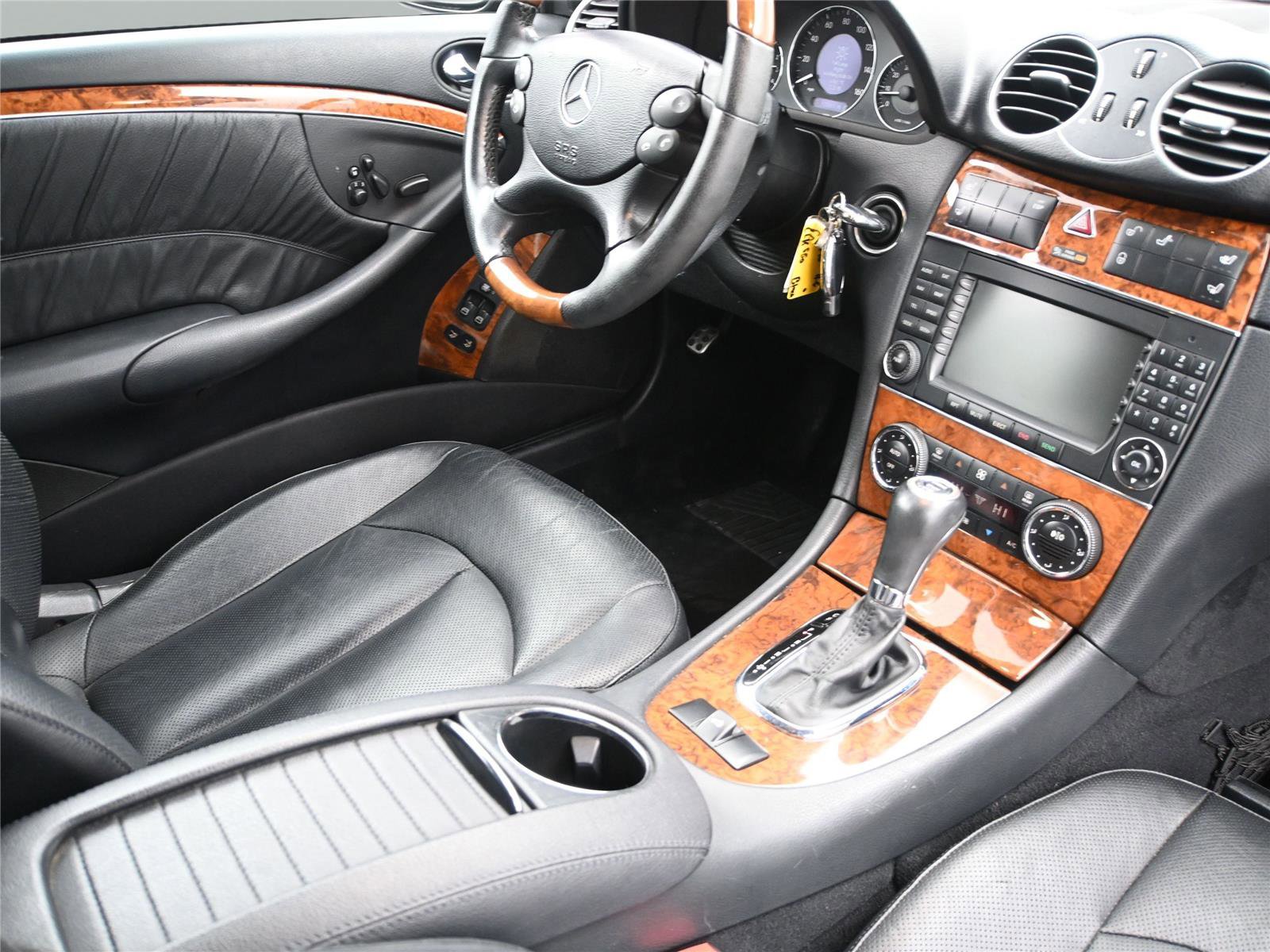 Used 2008 Mercedes-Benz CLK 550 Cabriolet image 19