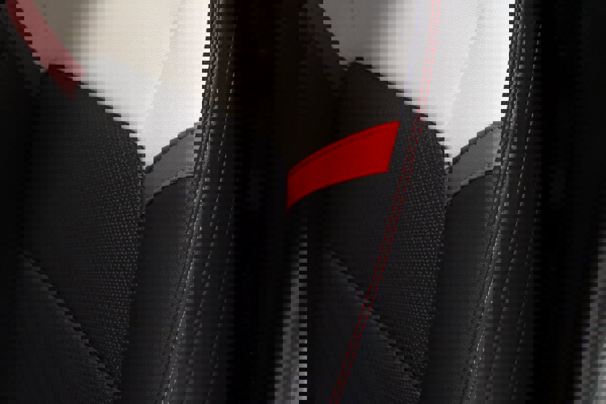 Used 2023 GMC Canyon AT4X image 18