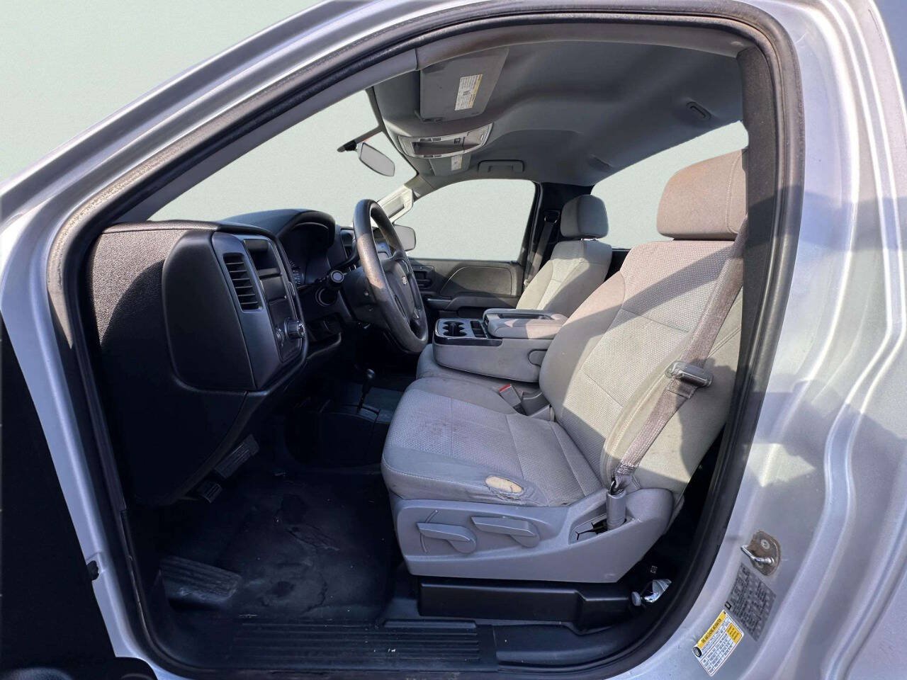 Used 2017 Chevrolet Silverado 1500 W/T w/ Trailering Package AWD/4WD image 11