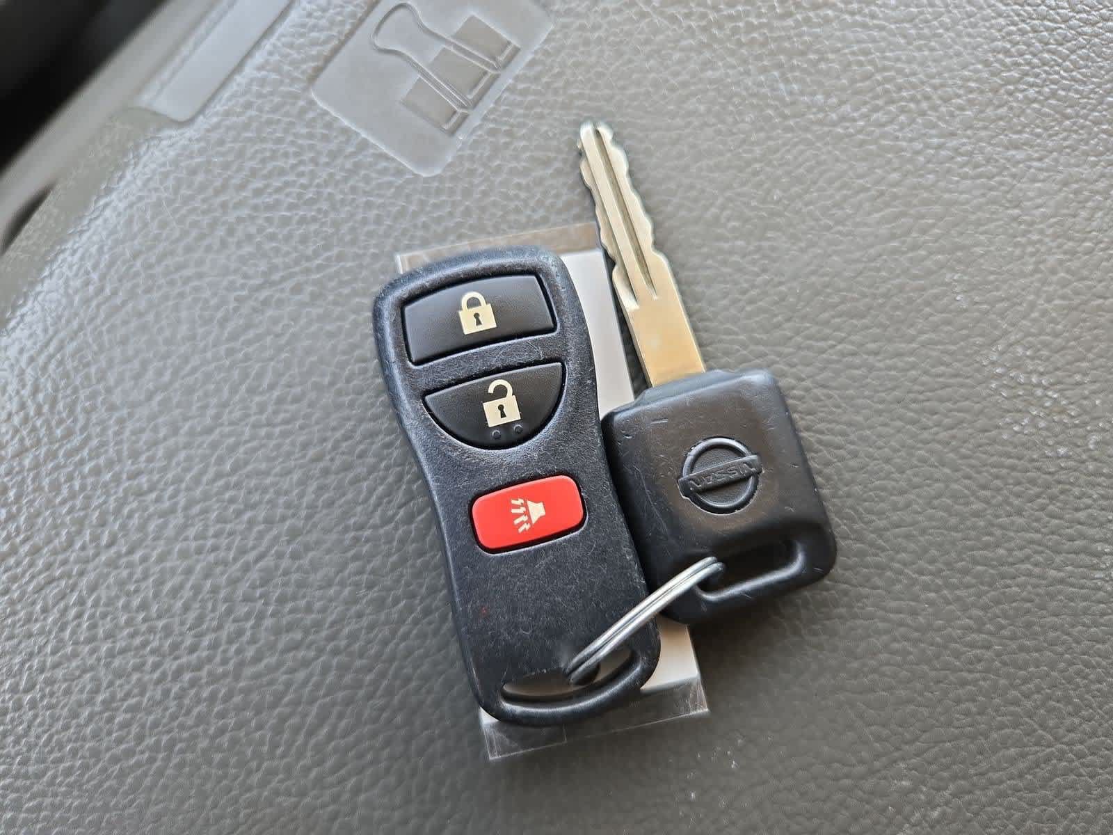 Used 2019 Nissan NV 3500 SL RWD image 2