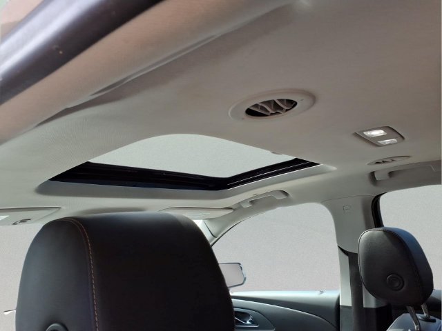 Used 2020 Chevrolet Traverse Premier w/ Redline Edition FWD image 15
