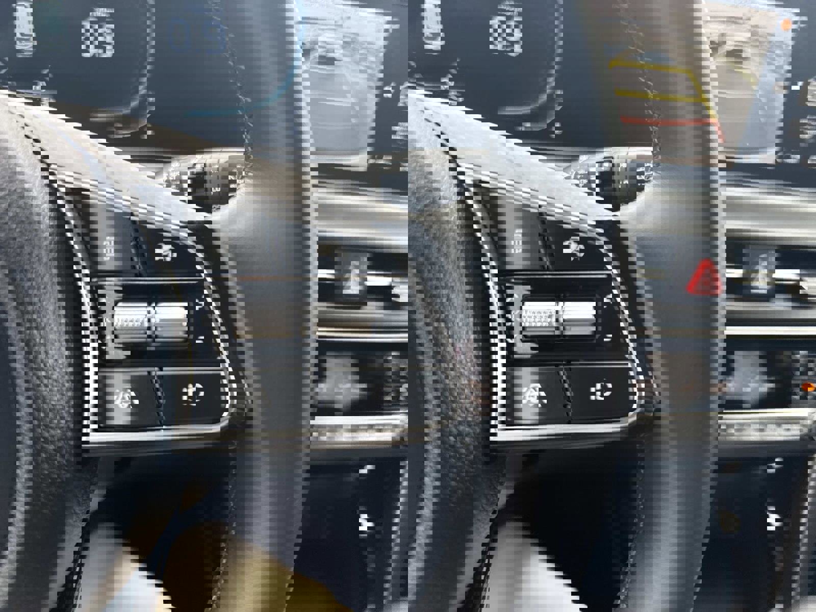 Used 2025 Kia Seltos S image 28