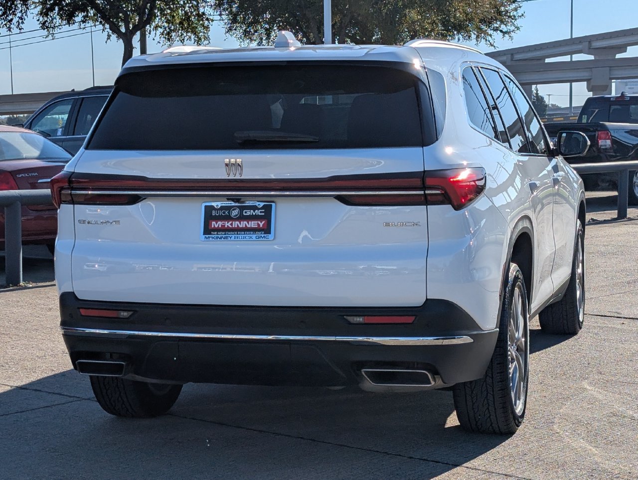 Used 2026 Buick Enclave Preferred FWD image 4