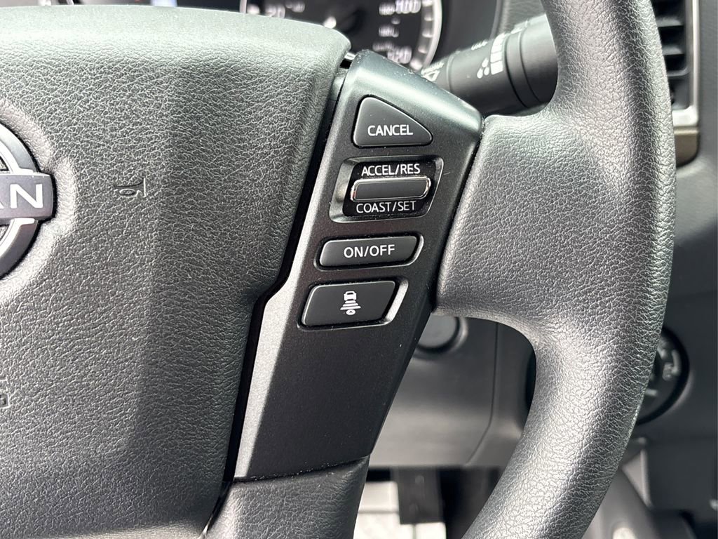 Used 2022 Nissan Frontier SV w/ Technology Package image 23