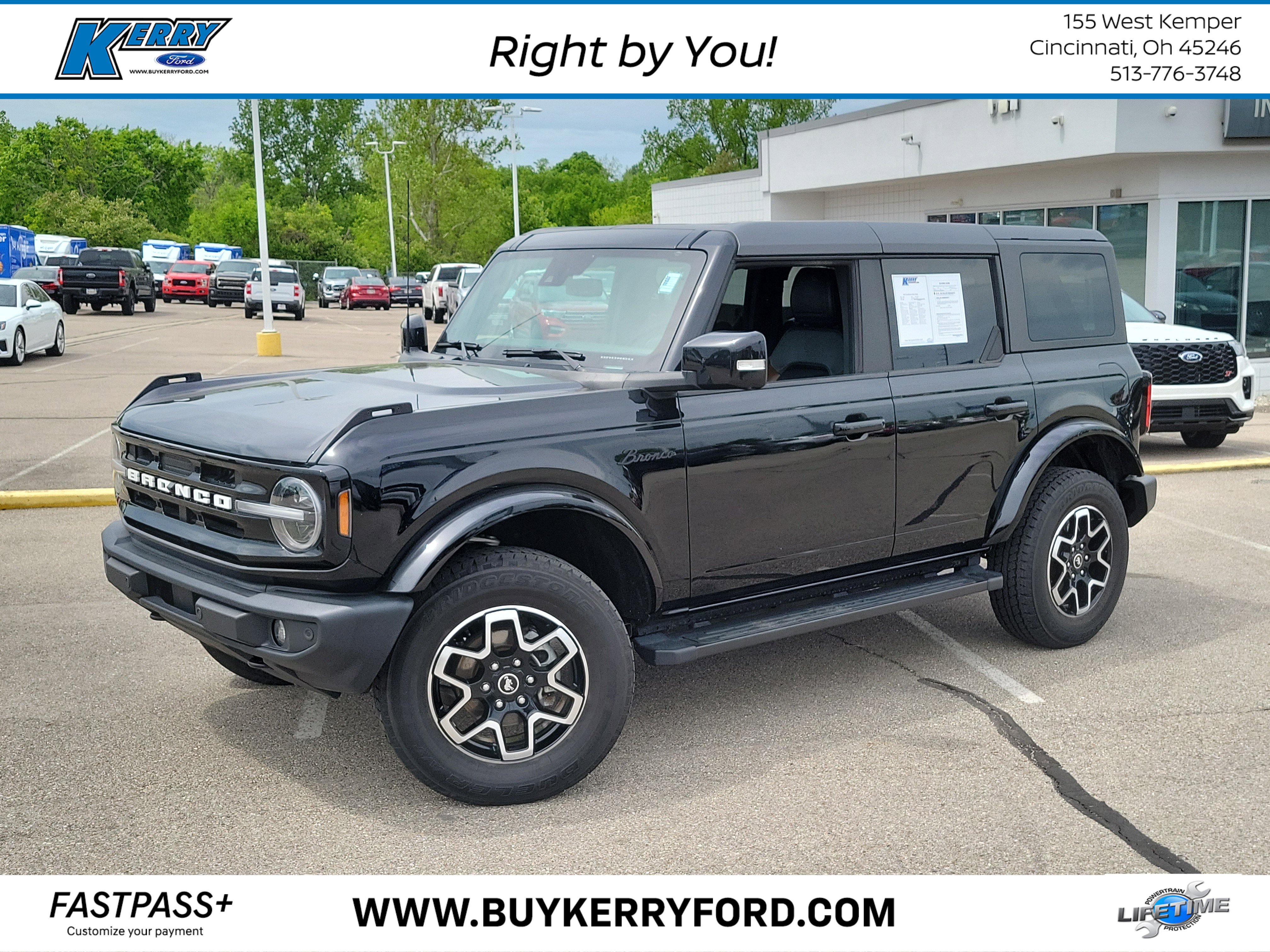 Used 2023 Ford Bronco Outer Banks AWD/4WD image 1