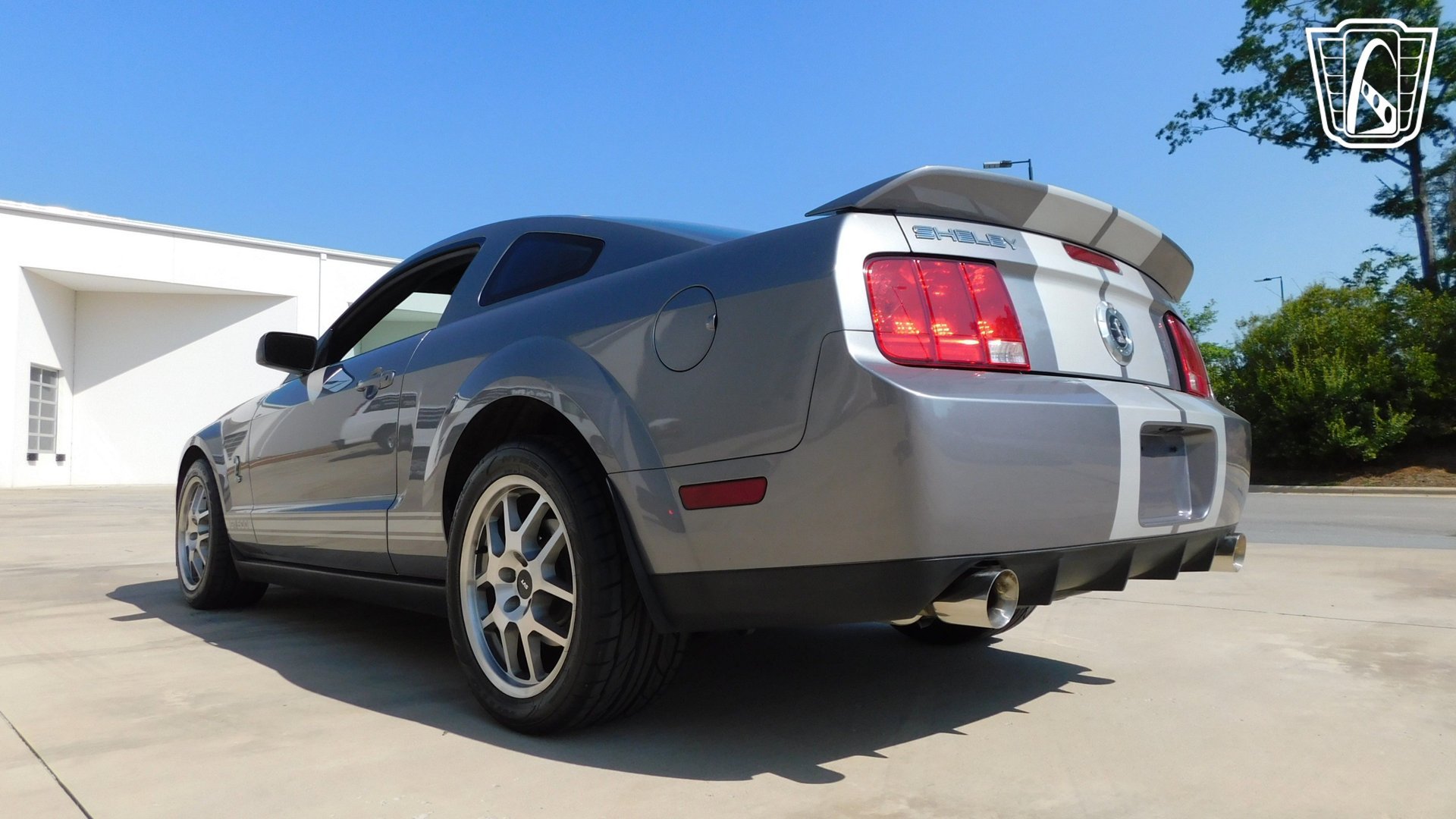 Used 2007 Ford Mustang Shelby GT500 RWD image 17