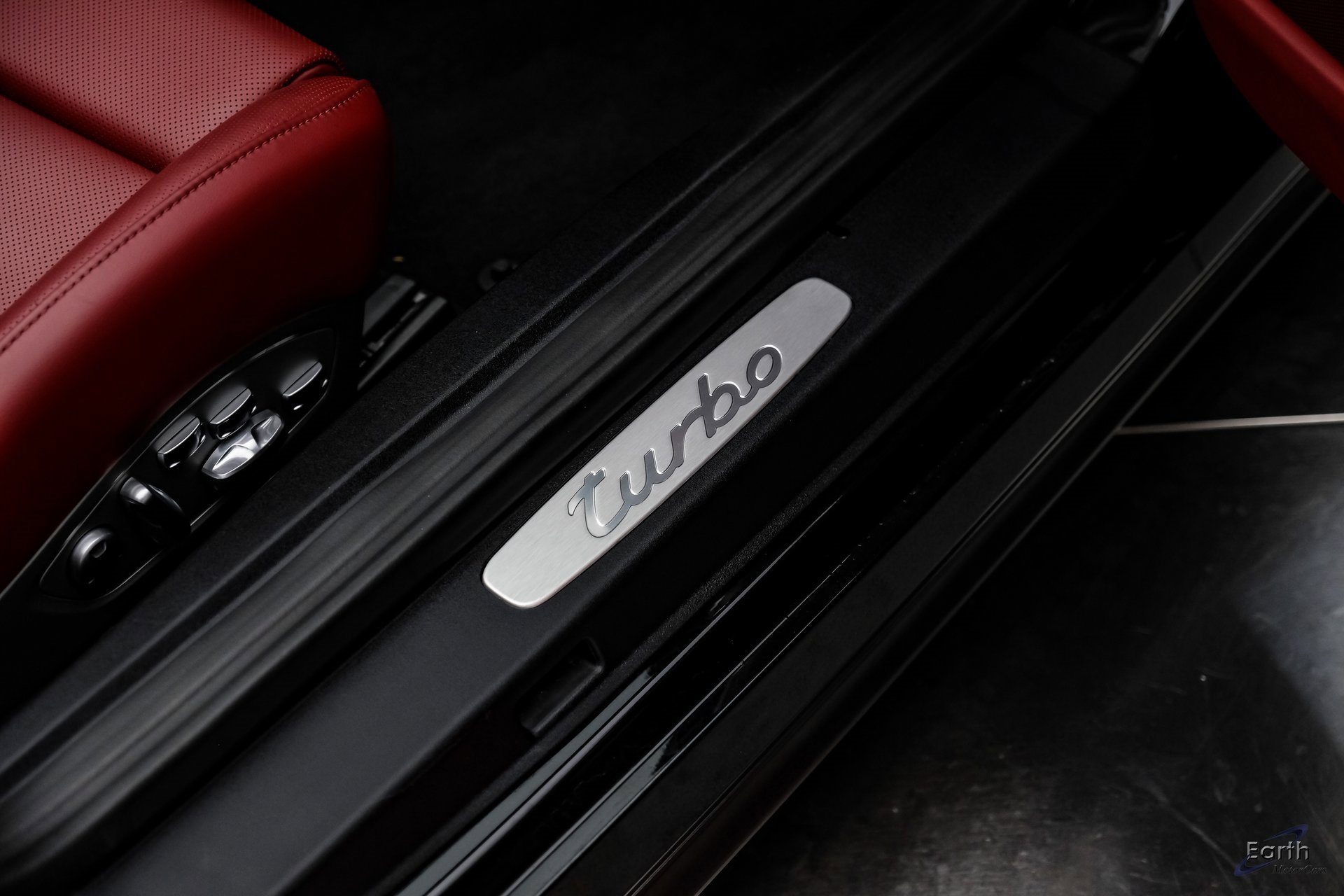 Used 2019 Porsche 911 Turbo image 52