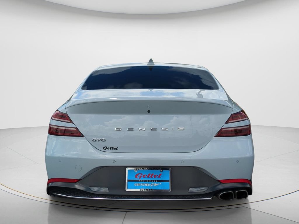 Used 2022 Genesis G70 2.0T w/ Prestige Package RWD image 6
