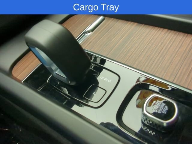 Used 2023 Volvo XC60 B5 Plus w/ Climate Package AWD/4WD image 18