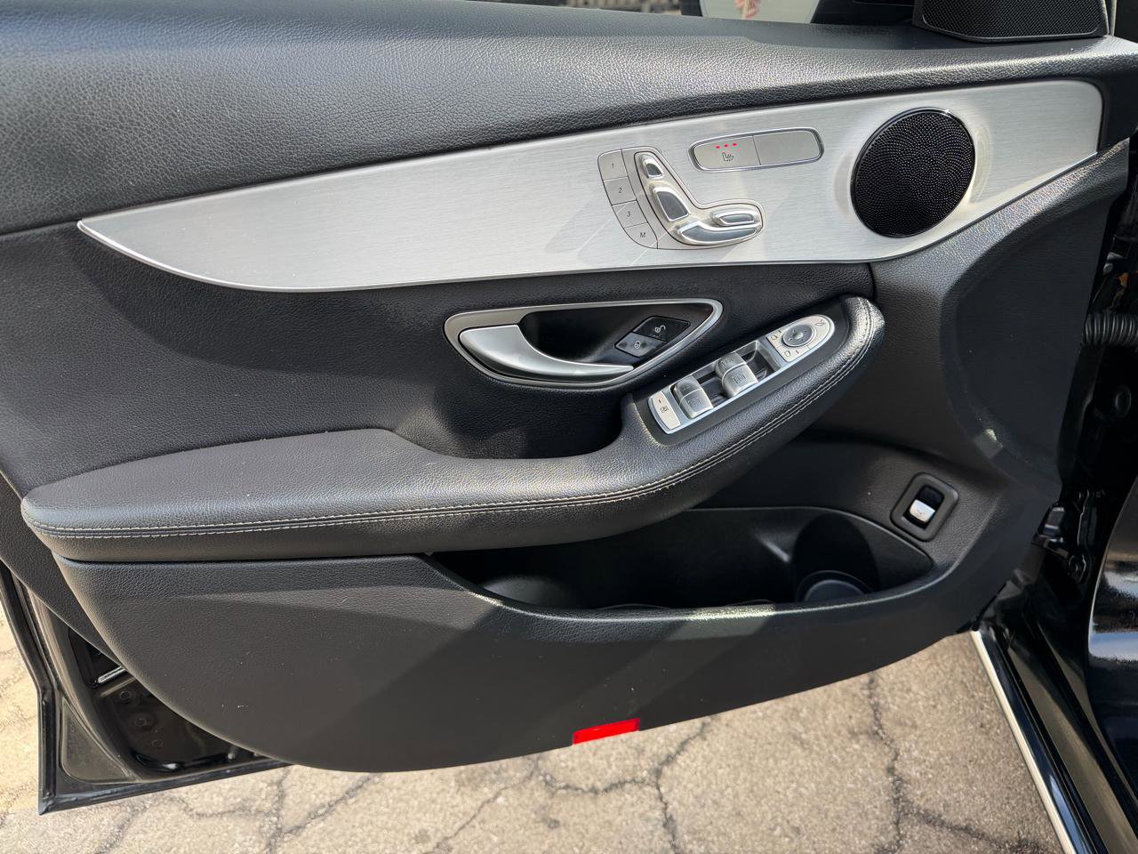 Used 2016 Mercedes-Benz C 300 4MATIC Sedan image 18