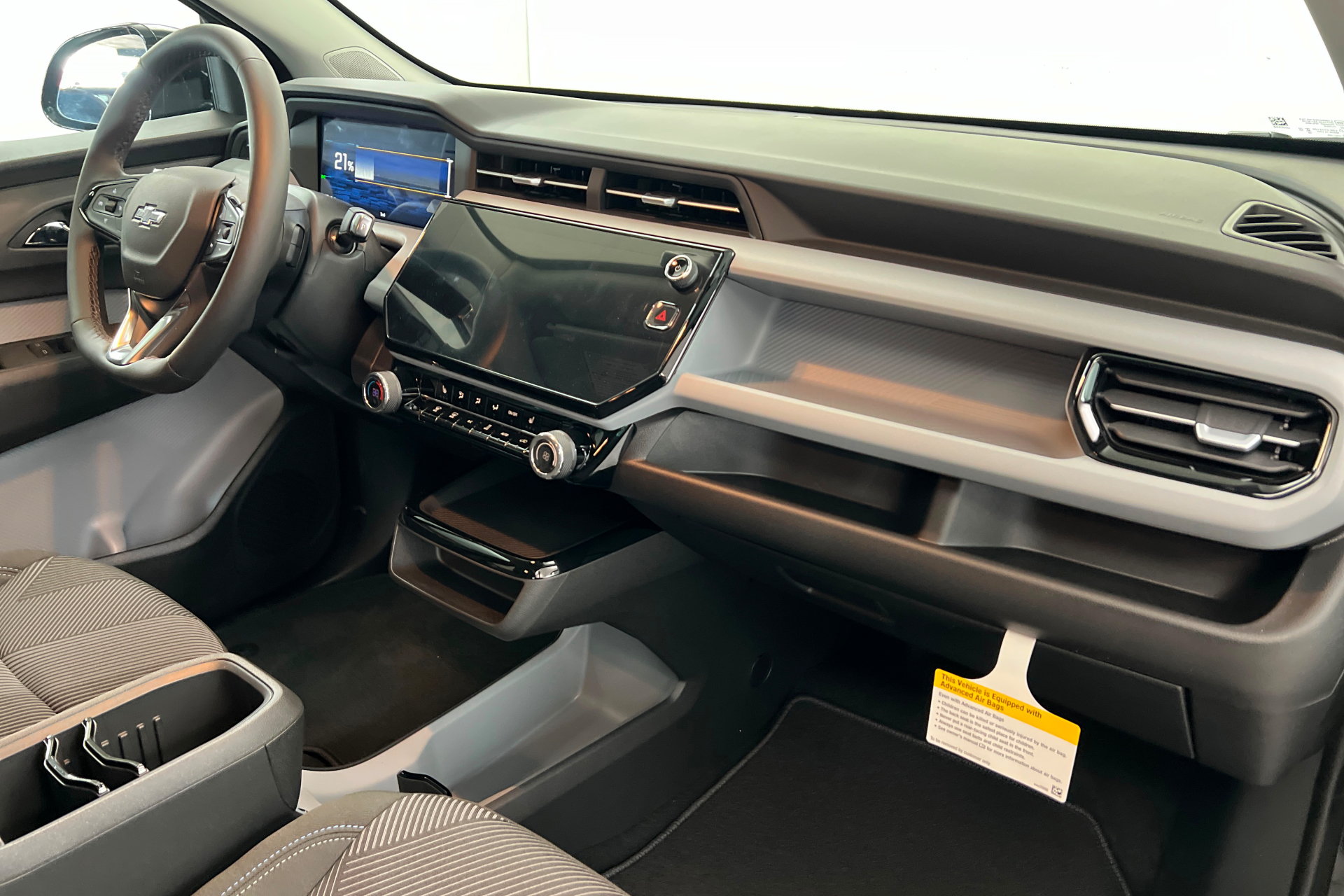 New 2027 Chevrolet Bolt LT w/ Comfort Package FWD image 25