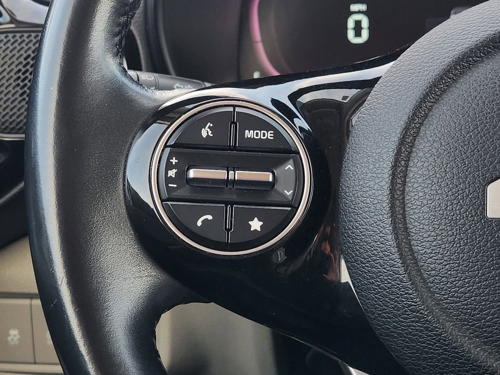 Used 2023 Kia Soul EX FWD image 28