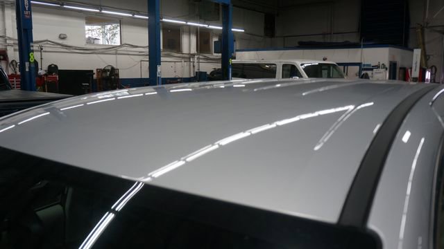 Used 2024 Chrysler Pacifica Touring-L image 92