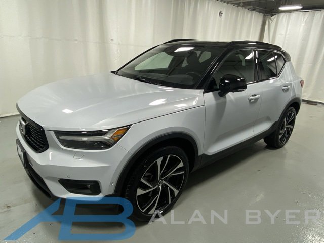Used 2021 Volvo XC40 T5 R-Design w/ Protection Package Premier
