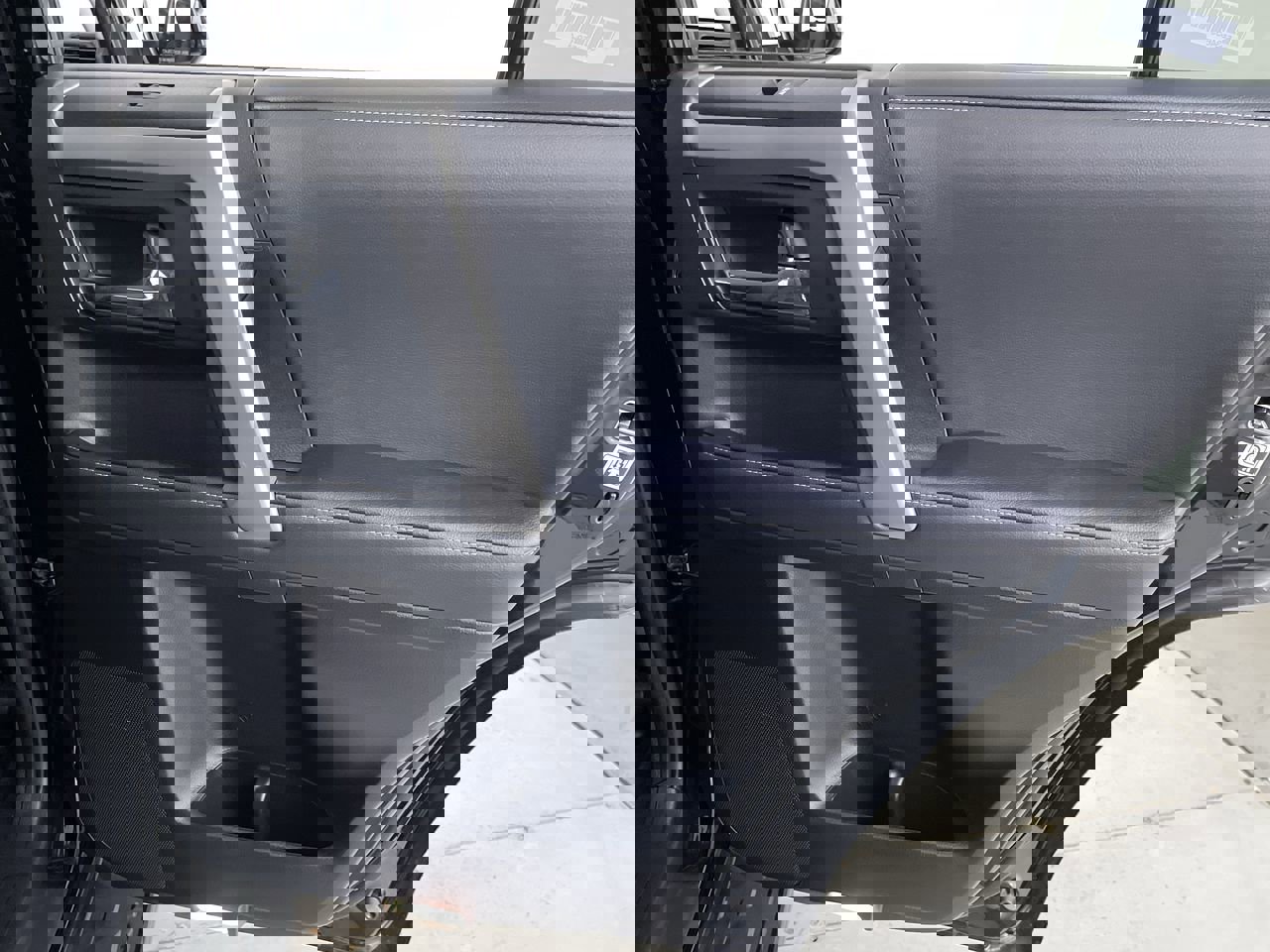 Used 2024 Toyota 4Runner SR5 Premium image 24